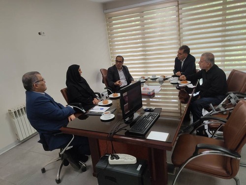 برگزاری نشست مشترک مرکز تحقیقات عدالت در سلامت با مرکز تحقیقات اخلاق و تاریخ پزشکی